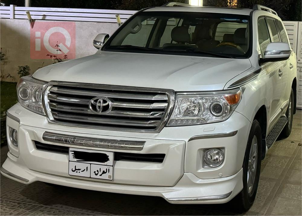 تويوتا لاندكروزر
